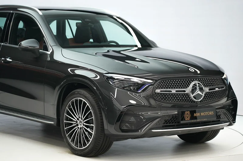 Mercedes-Benz GLC 200 SUV | 2025 GCC 0km | 5 Years Agency Warranty | AMG Package63146291759874112