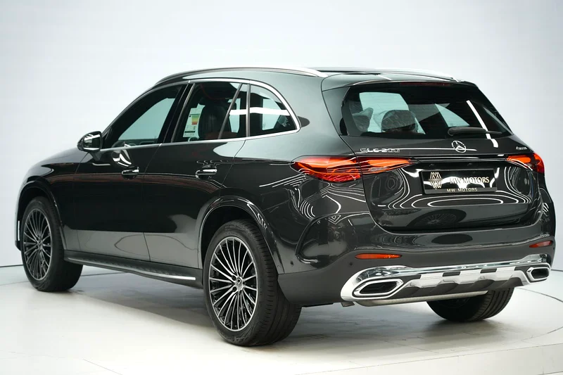 Mercedes-Benz GLC 200 SUV | 2025 GCC 0km | 5 Years Agency Warranty | AMG Package63146291759874113