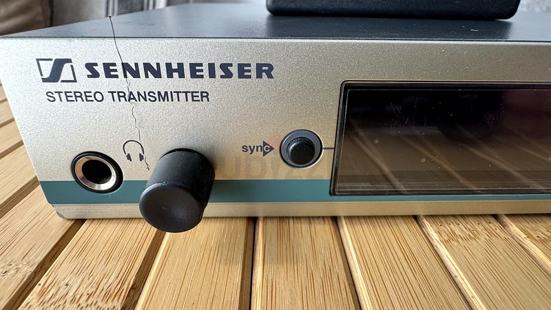 جهاز إرسال ستيريو Sennheiser SR 300 IEM G3-A-X لمراقبة لاسلكية63265098688771111