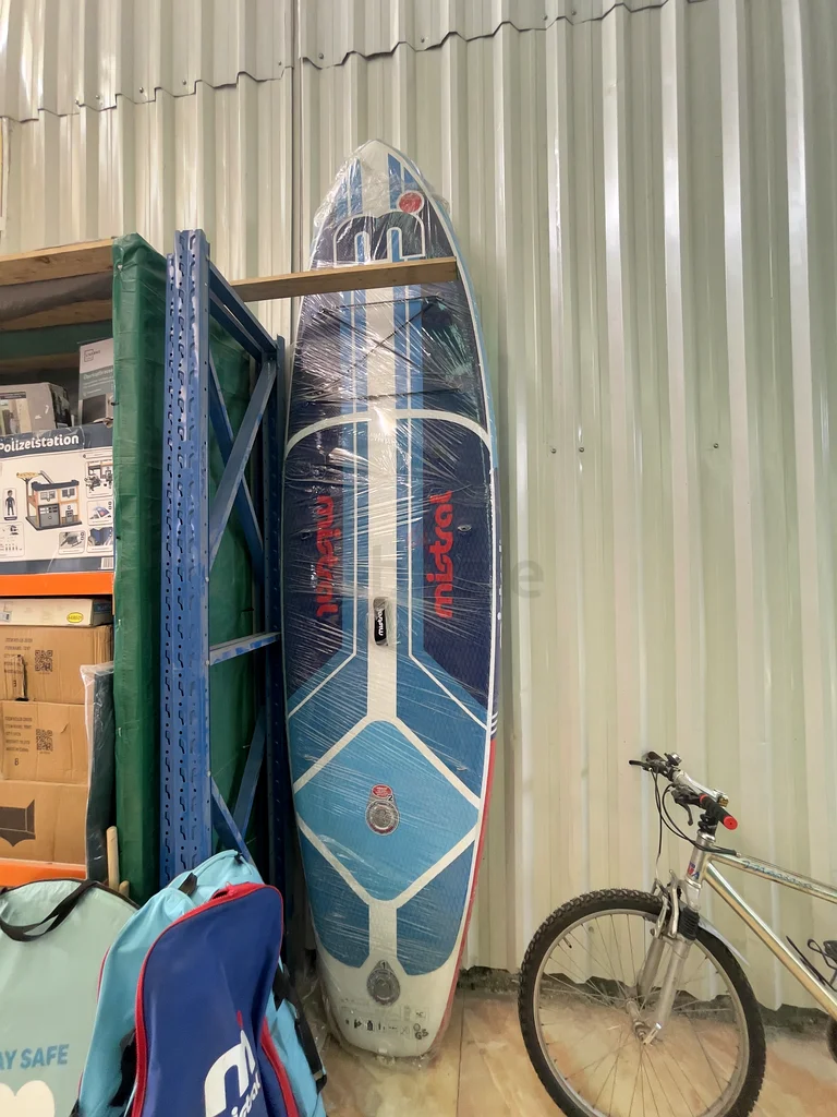 Surfing board632416548592661124