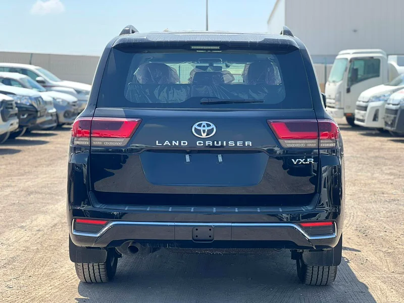 TOYOTA LAND CRUISER LC300 VXR 3.5P 202463158339999491113