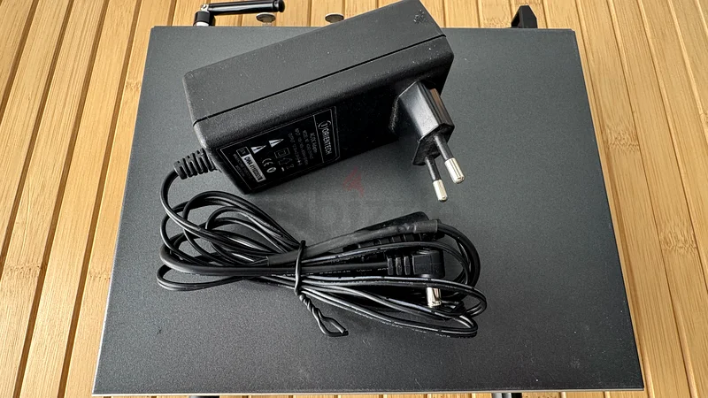 جهاز إرسال ستيريو Sennheiser SR 300 IEM G3-A-X لمراقبة لاسلكية63265098688771113