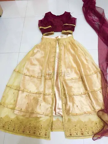 Women dress