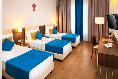 LUXURY Hotel Bed Space‼️@Union Metro Station IN Master Room Deira