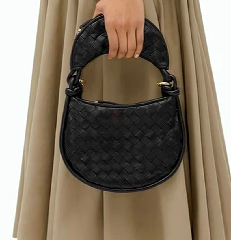 حقيبة كتف سوداء63241666945665112