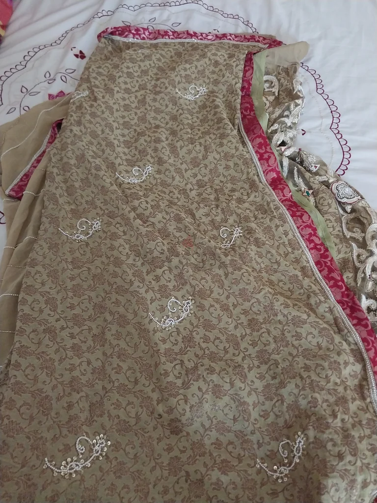 ساري62931670803713112