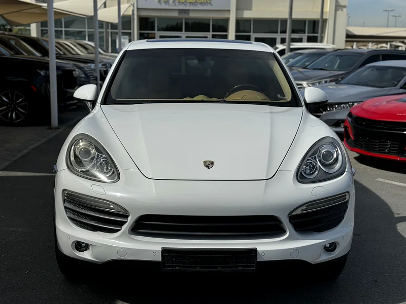 Porsche Cayenne in agency condition63150023232259113