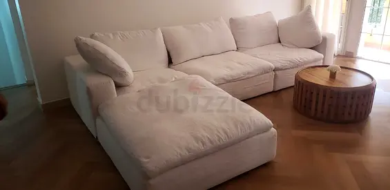 In great condition marina Home Lucious sofa white comfortable