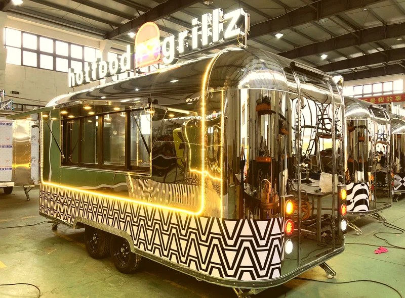 Brand new 5 meter Food truck Fully equipped- the best offer ever63265096539267111