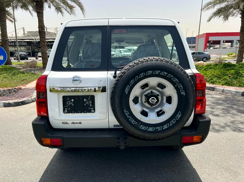 Nissan Patrol 2024 GL A/T 3 years local dealer warranty63156990978690114