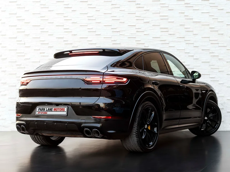 TURBO S E-HYBRID COUPE • UNDER  2 YEARS SERVICE PLAN • MAJOR SERVICE DONE63225698349697111