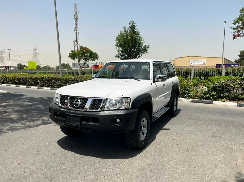 Nissan Patrol 2024 GL A/T 3 years local dealer warranty63156990978690111