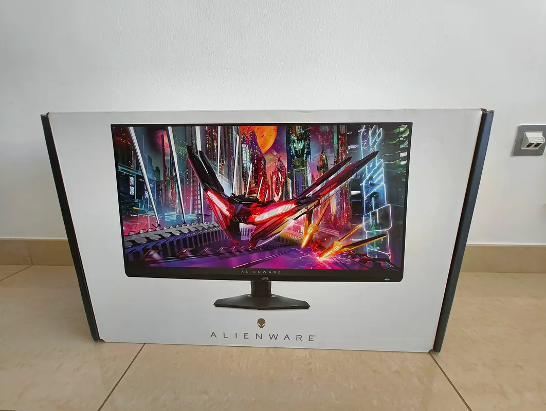 (UNOPENED) Alienware 27 inch Gaming Monitor - AW2724DM