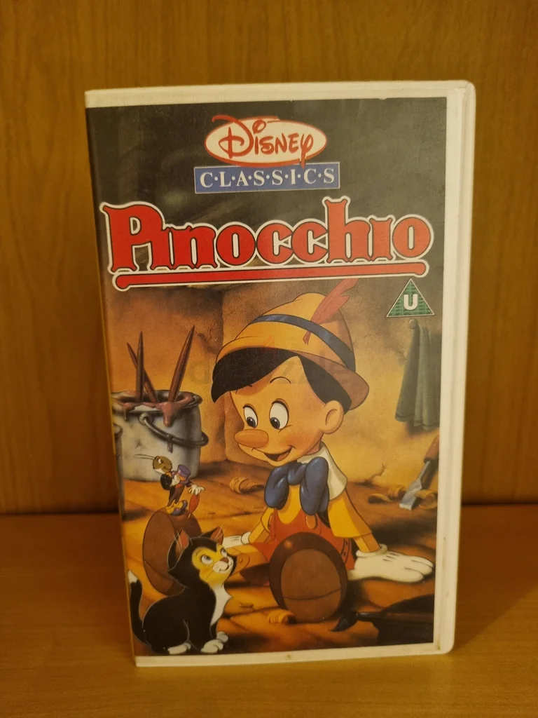 أشرطة فيديو منزلية (VHS)  
كاسيتات  
رسوم متحركة  
كارتون للأطفال  
ديزني بيكسار62929658926722112