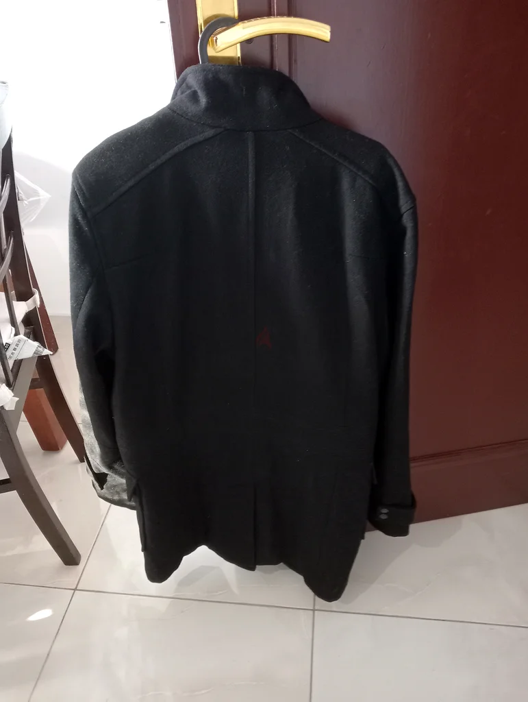 Man coat  50 dhs63201687744131111