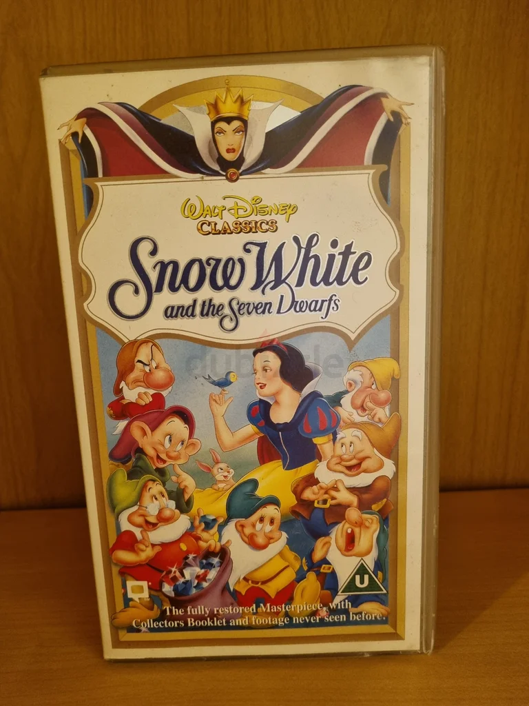 أشرطة فيديو منزلية (VHS)  
كاسيتات  
رسوم متحركة  
كارتون للأطفال  
ديزني بيكسار62929658926722114