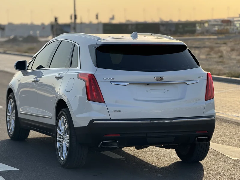 CADILLAC XT5 2017 نسخة الخليج كاملة المواصفات حالة ممتازة مالك واحد62929647943555113