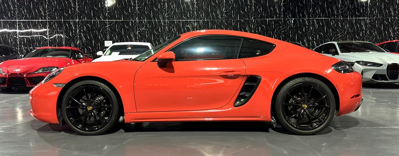 2018, GCC, Porsche Cayman, Service History, Excellent Condition63157885204226111