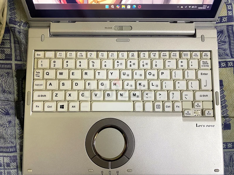 كمبيوتر محمول باناسونيك للأعمال: معالج كور i5 | 256 جيجابايت SSD | ويندوز 11 برو | خفيف الوزن ومتين63167114836483111