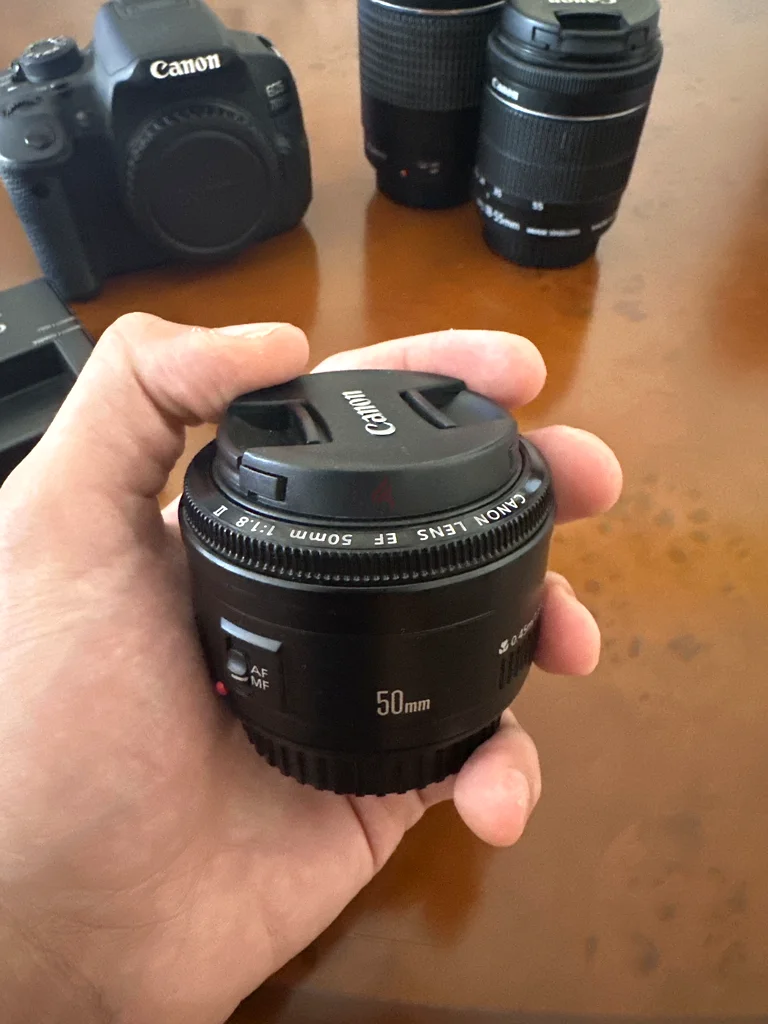 Canon 700D body with 3 lenses63174322710530111