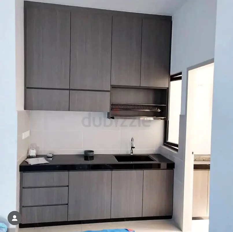 Kitchen cabinet