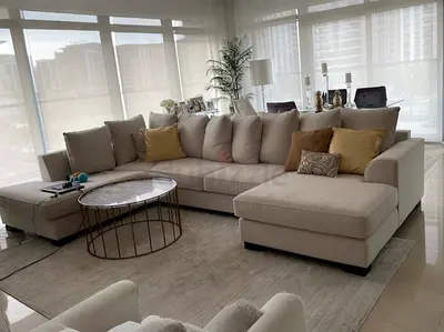 The one Kingstone U shape sofa Beige Like a new