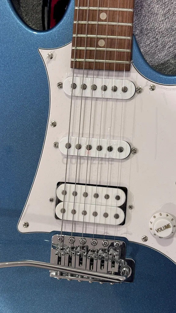 Ibanez Electric Guitar63205879185283114