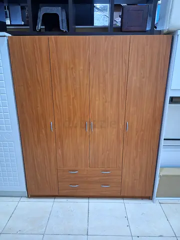 4 door wardrobe