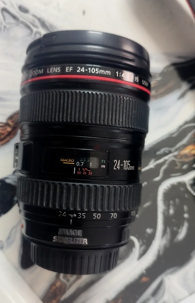 Canon camera SD mark 3  24-105mm lens63221351916290113