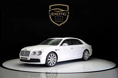 FLYING SPUR V8 | REAR TABLE | SUNROOF | LOW MILEAGE | WARRANTY AVAILABLE