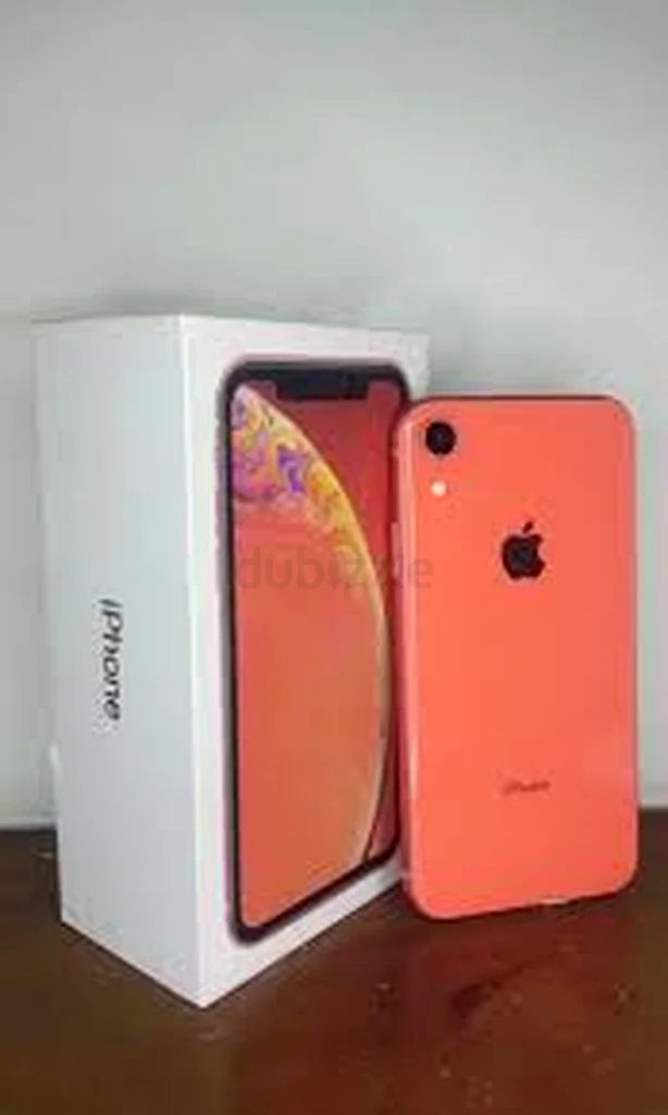 APPLE Iphone xr 128 gb ( RED COLOUR WITH CHARGER AND CABLE)