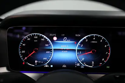 صورة مصغرة 17 لـ 2021 Mercedes-BENZ E-CLASS