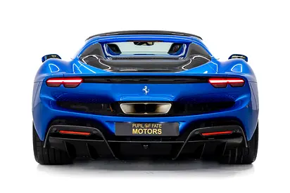 صورة 6 لـ 2023 Ferrari 296 GTS