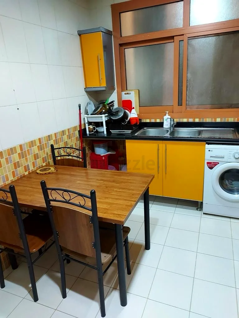 مساحة سرير مفروشة بالكامل للسيدات في النهدة 2 دبي63797193516673114