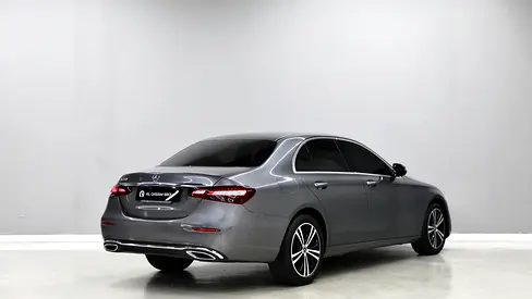 صورة مصغرة 6 لـ 2021 Mercedes-BENZ E-CLASS