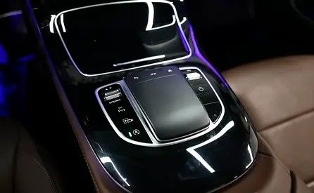 صورة مصغرة 13 لـ 2021 Mercedes-BENZ E-CLASS