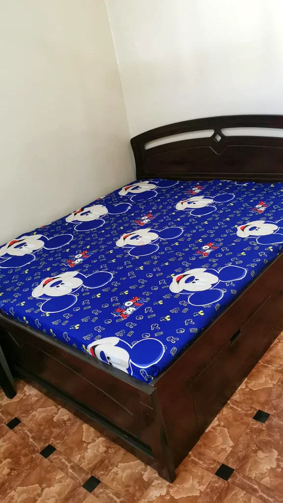 غرفة مشاركة للعائلة متاحة633147319819531117