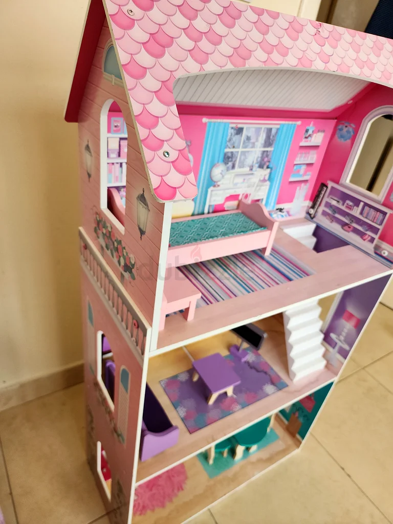 Doll house63226270487041111
