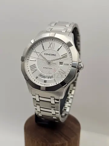 Concord Saratoga Day-Date Quarts