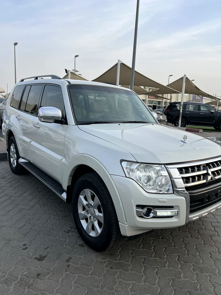Mitsubishi Pajero GCC, accident-free, full options63398586149635113
