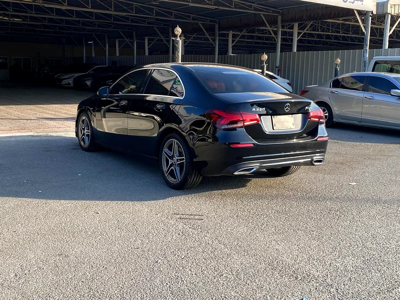 Mercedes a220... Model 2020...American specifications63144870712451113