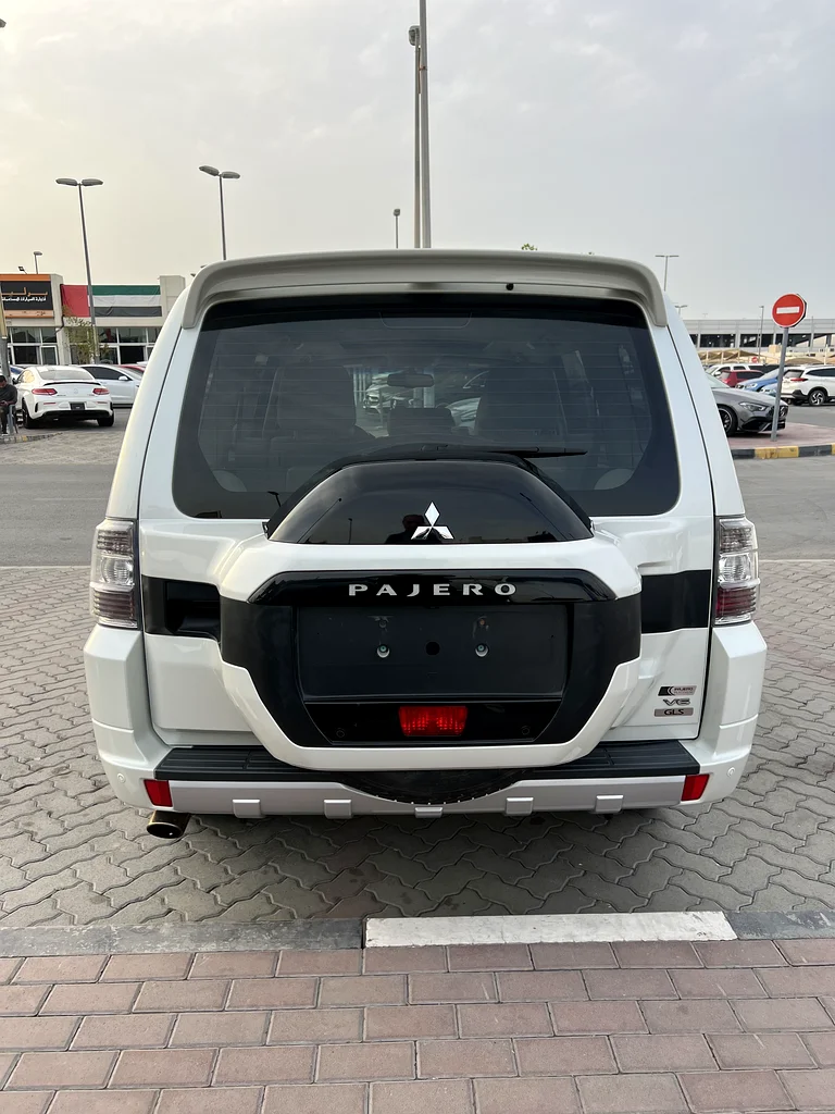 Mitsubishi Pajero GCC, accident-free, full options63398586149635114