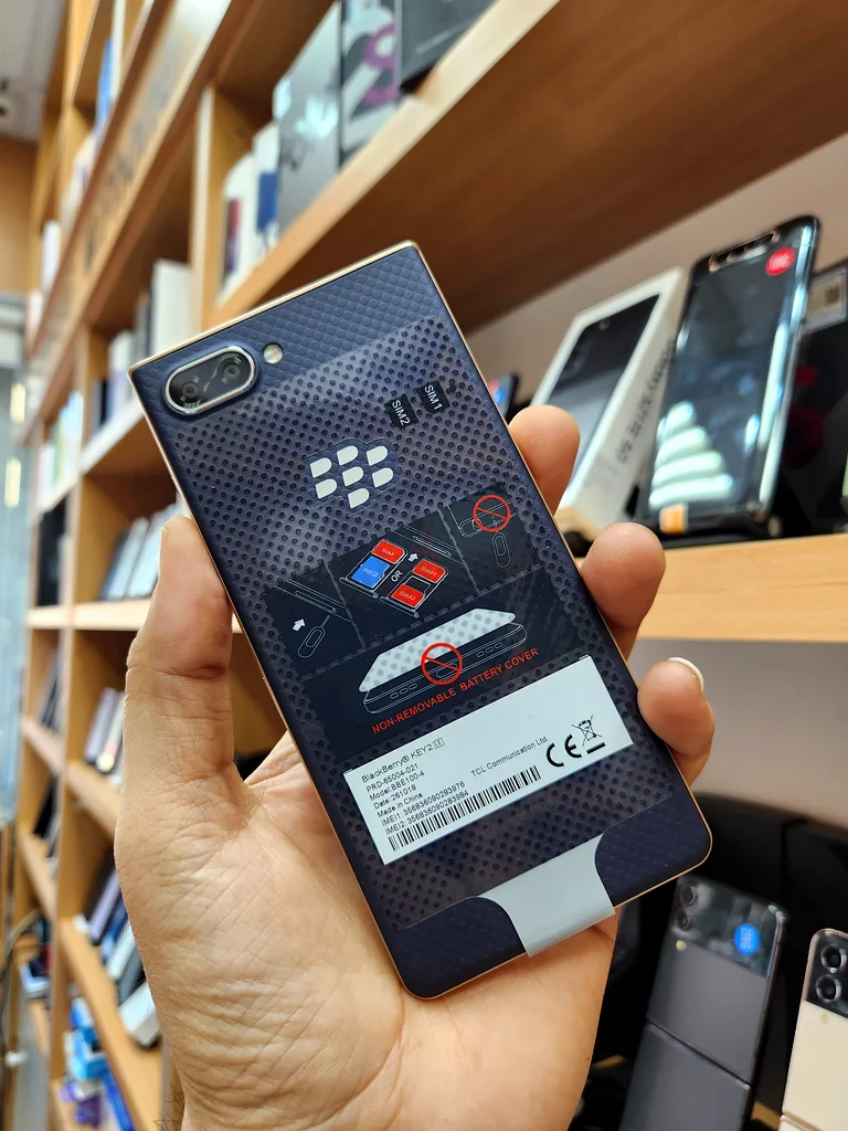 Blackberry Key 2 le63184728896387112