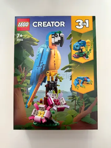Lego Exotic Parrot 31136