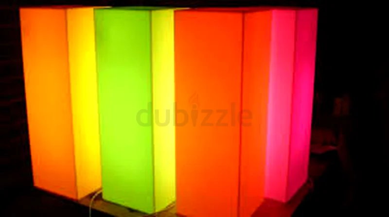 Acrylic Cubes for Commercials62931685742978114