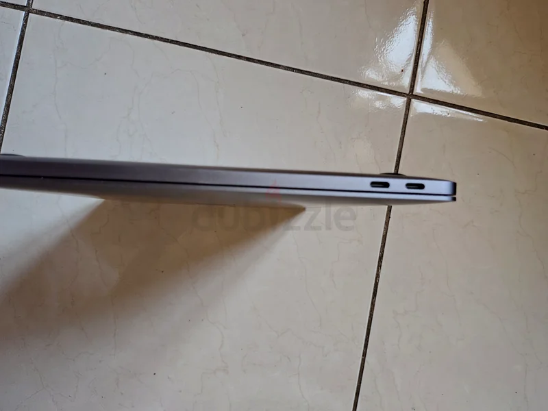 MacBook Pro 170863167117051009113