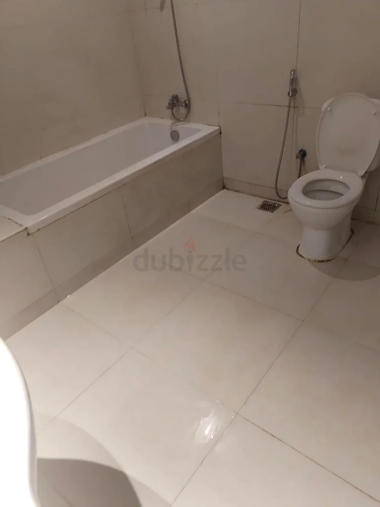 مساحة سرير تنفيذية متاحة للذكور الهنديين في ديب واحد63218793652227112