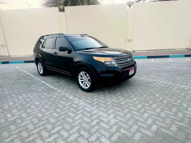 Ford Explorer 2015 GCC, excellent condition  
Ford Explorer GCC 2015 very clean63156041618434111