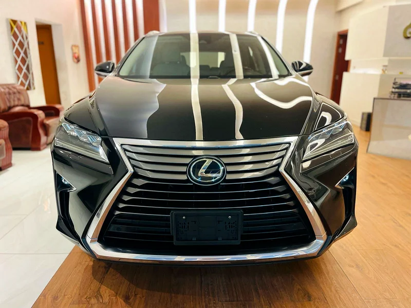 Lexus RX model 2016 gulf space very clean car63226216785154112