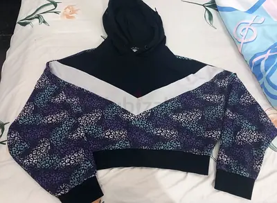 Black cotton hoodie for winter, size 14